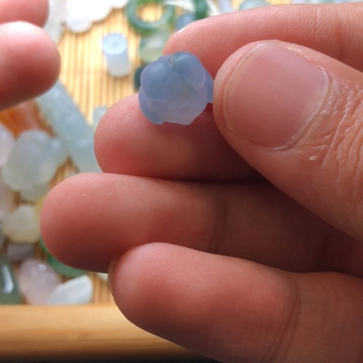 未镶嵌定制翡翠挂件