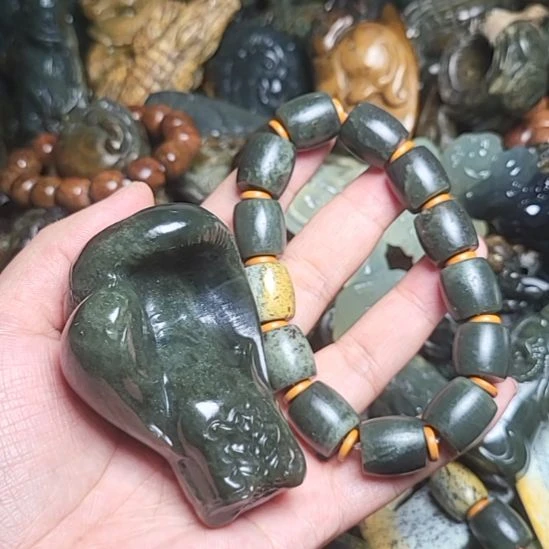 岫岩河磨玉（透闪石质玉）未镶嵌挂件