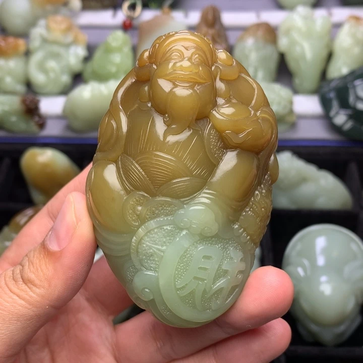 未镶嵌和田玉把件
