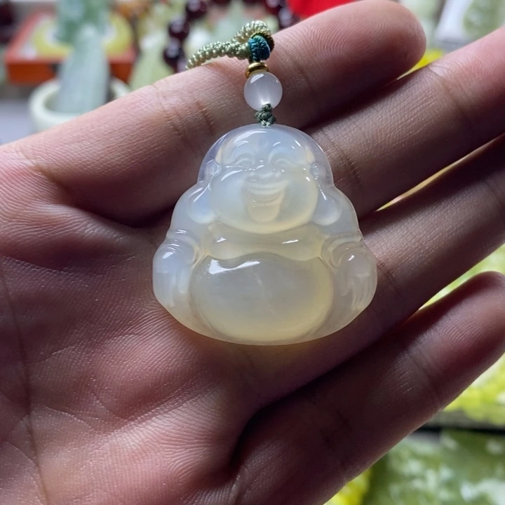 未镶嵌蛇纹石玉颈饰
