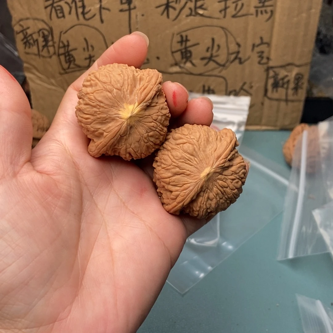 石***头吊坠文玩核桃泥鳅77