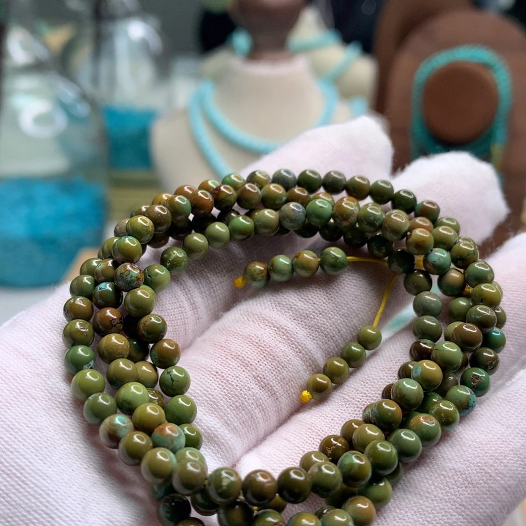 绿松石未镶嵌饰品