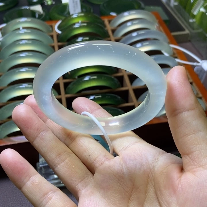 未镶嵌蛇纹石玉手镯56