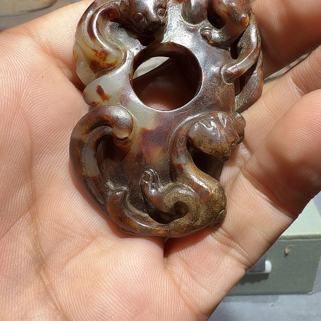 荣***堂和田玉（糖玉）未镶嵌颈饰