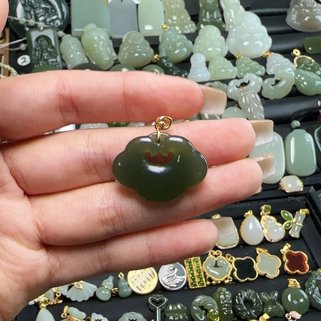 颈饰银S925镶嵌和田玉