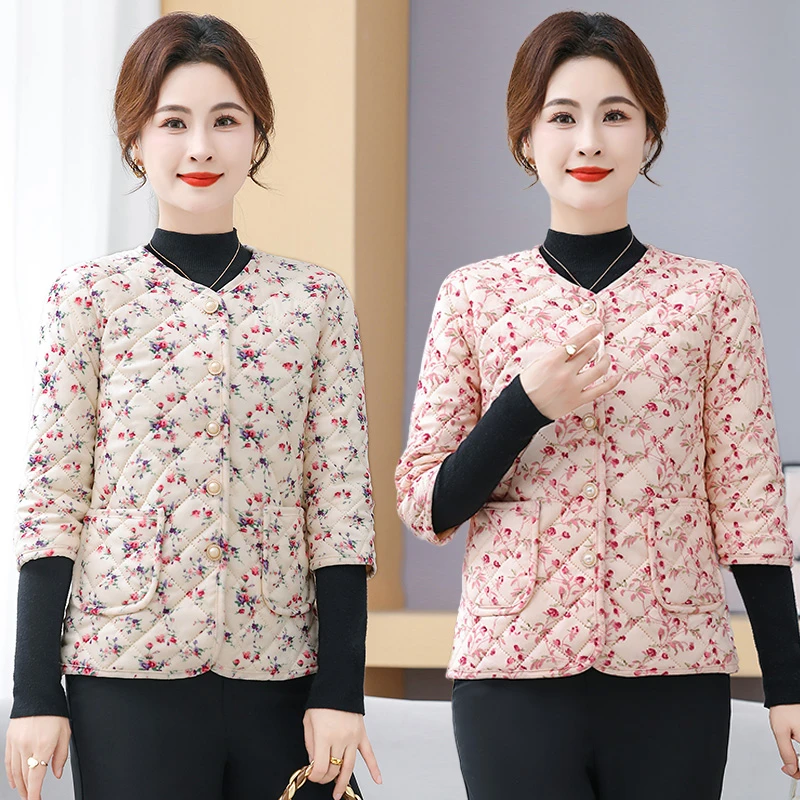 秋冬中老年人加绒碎花中袖V领七分袖保暖马夹妈妈装短款坎肩护肩