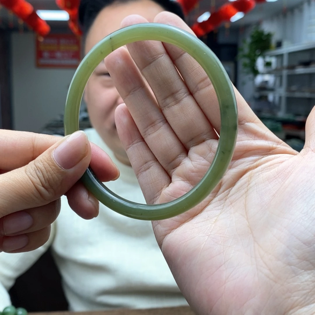 和田玉手串未镶嵌微瑕63