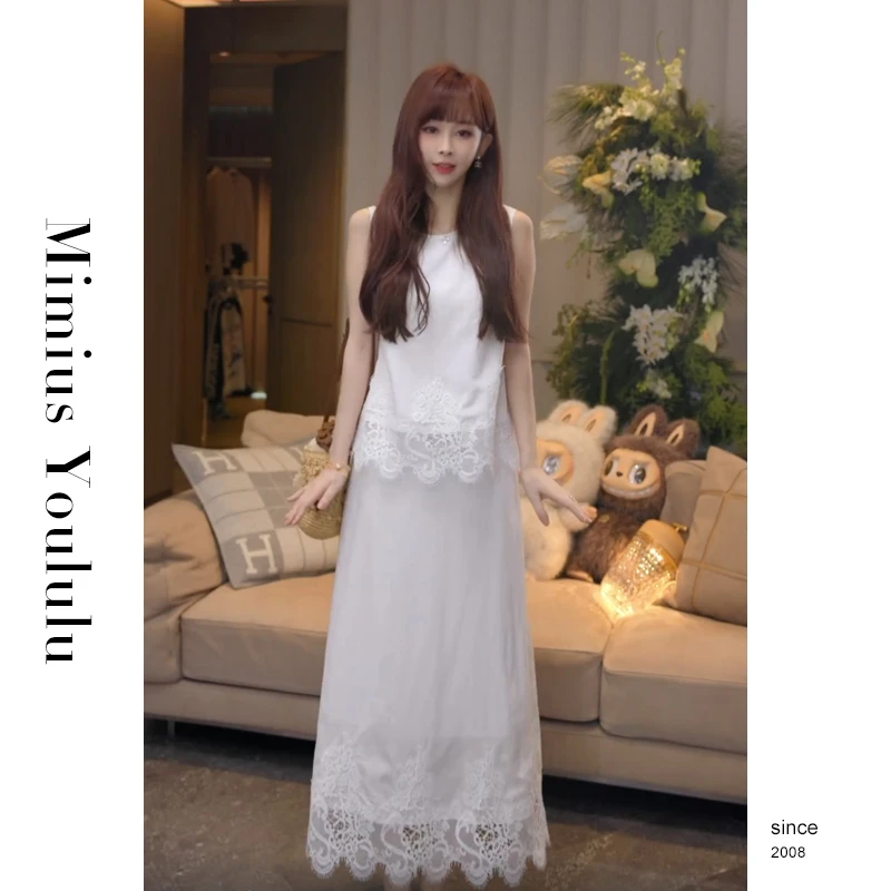 【mimius】七重工立体绣花精致蕾丝拼接无袖上衣+半裙（正腰）G05577