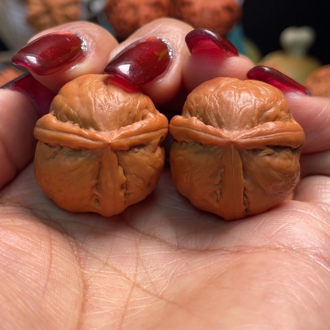 把件文玩核桃龙珠三棱