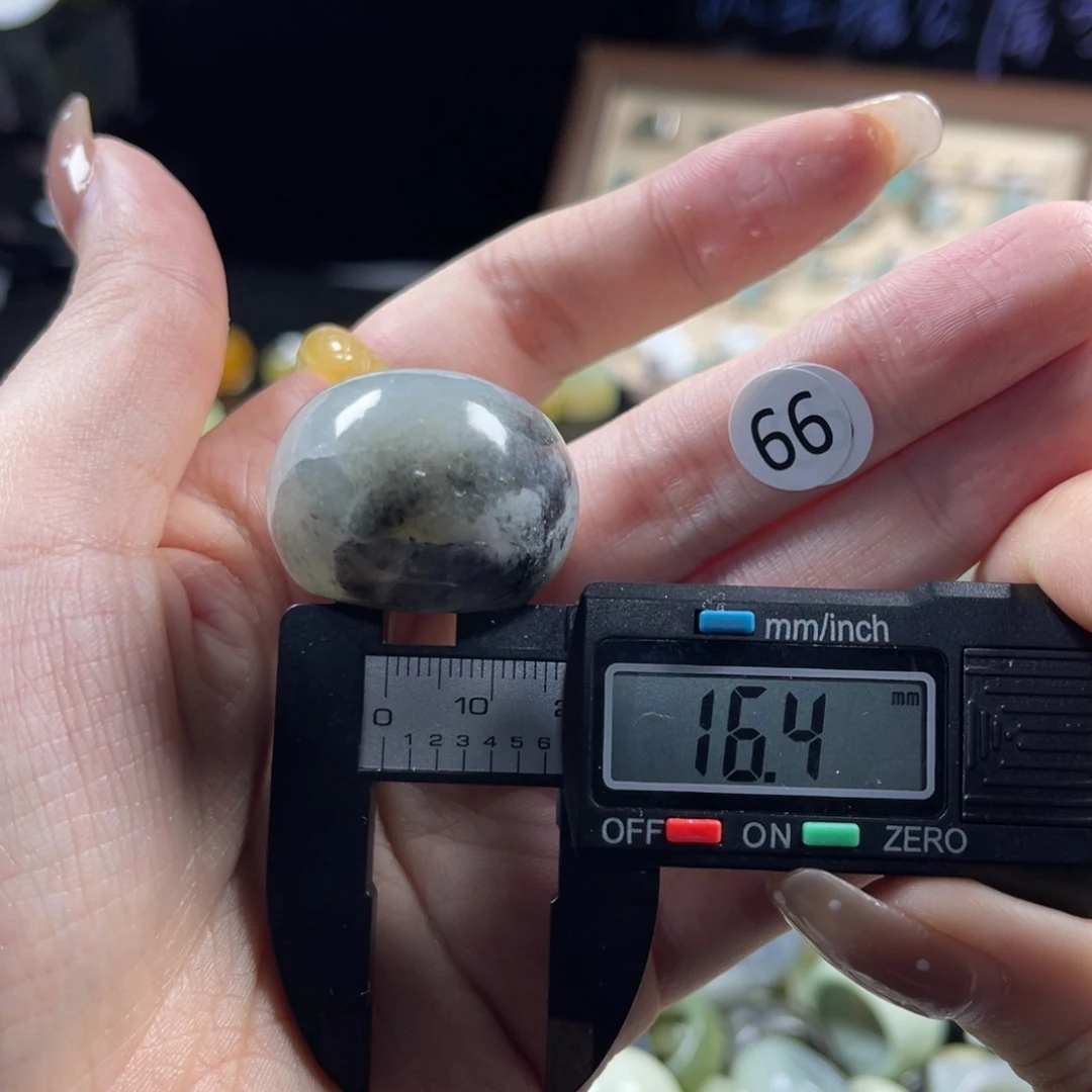 蛇纹石玉未镶嵌戒指