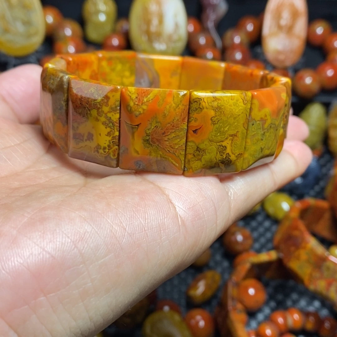 玛瑙/玉髓未镶嵌战国红赤****务