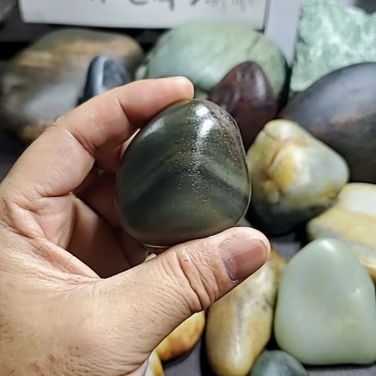 未镶嵌和田玉（糖玉）挂件