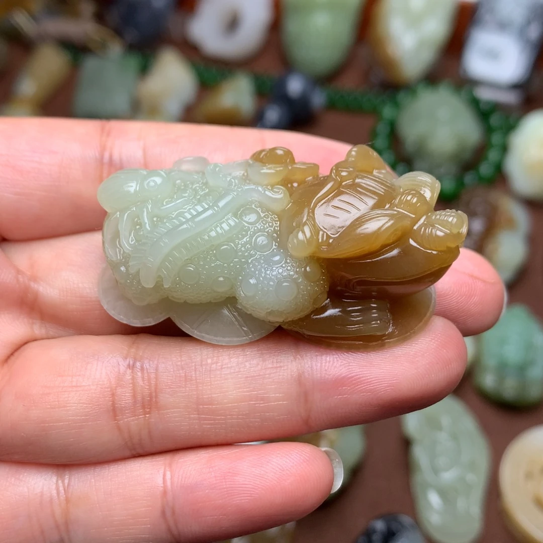 和田玉挂件未镶嵌