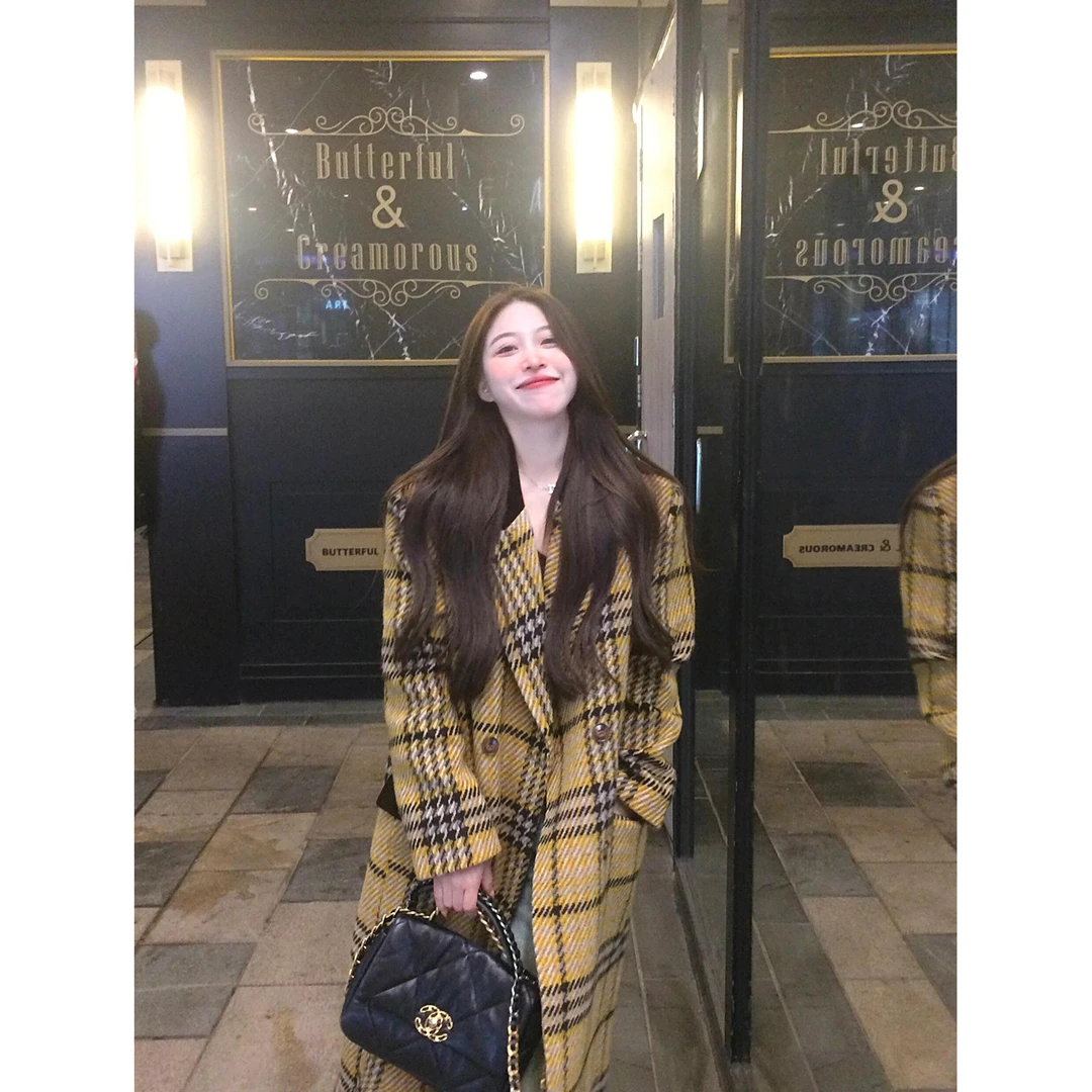 千金感撞色格纹呢子大衣女2025年秋冬新款减龄松弛感长款外套上衣