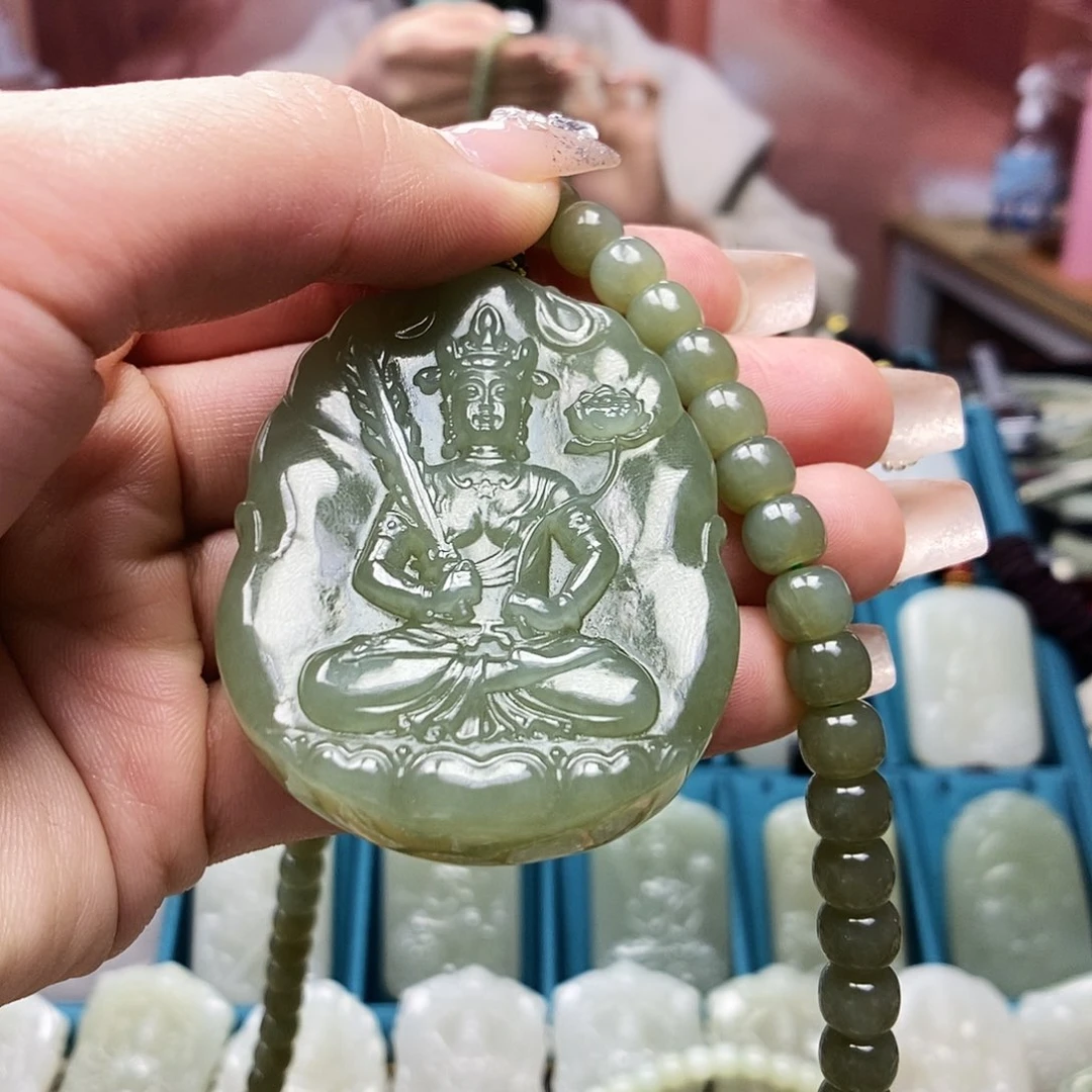 和田玉颈饰未镶嵌紫****馆