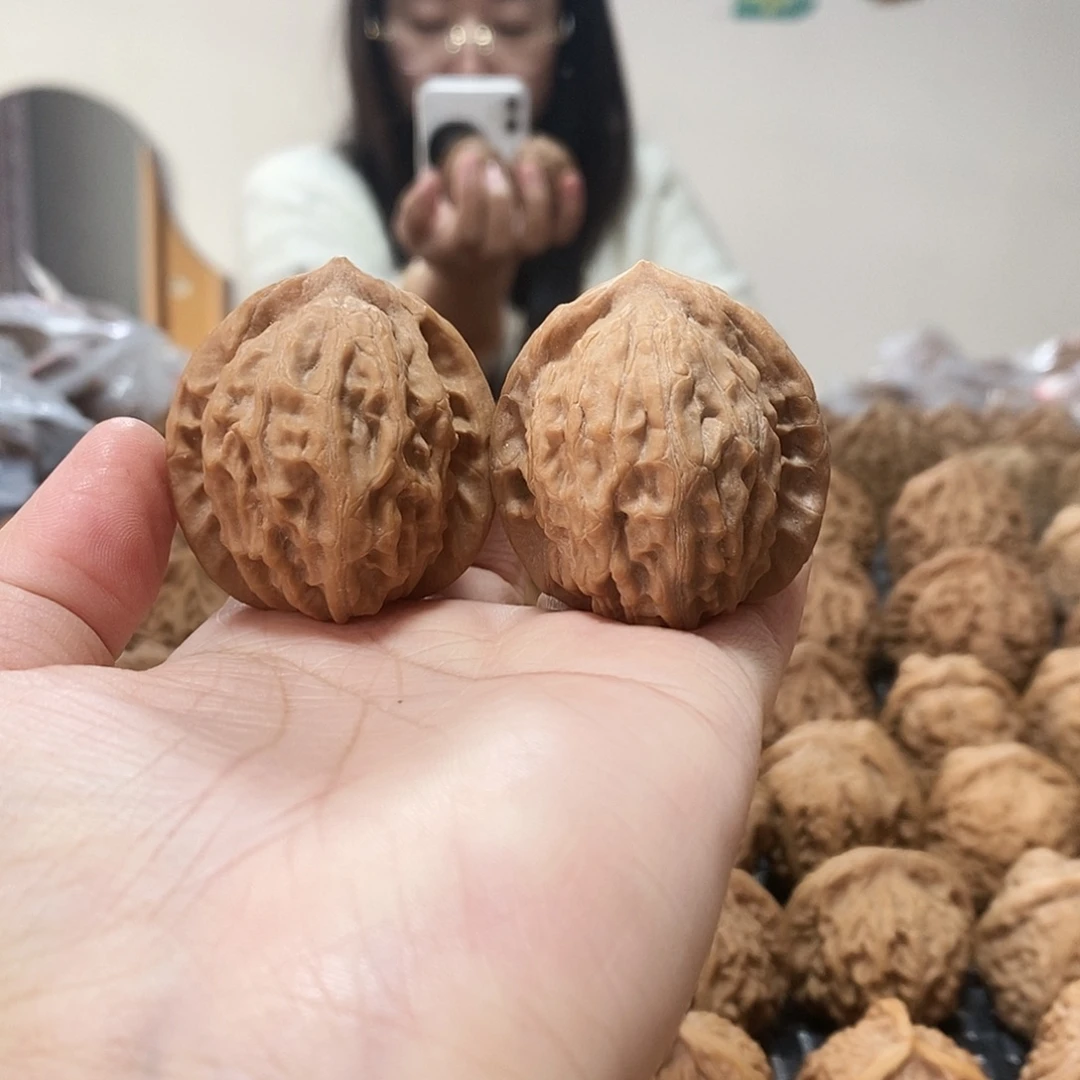 文玩核桃吊坠大红袍39黄