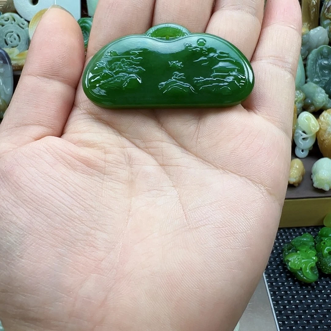 *****和田玉（糖玉）未镶嵌颈饰