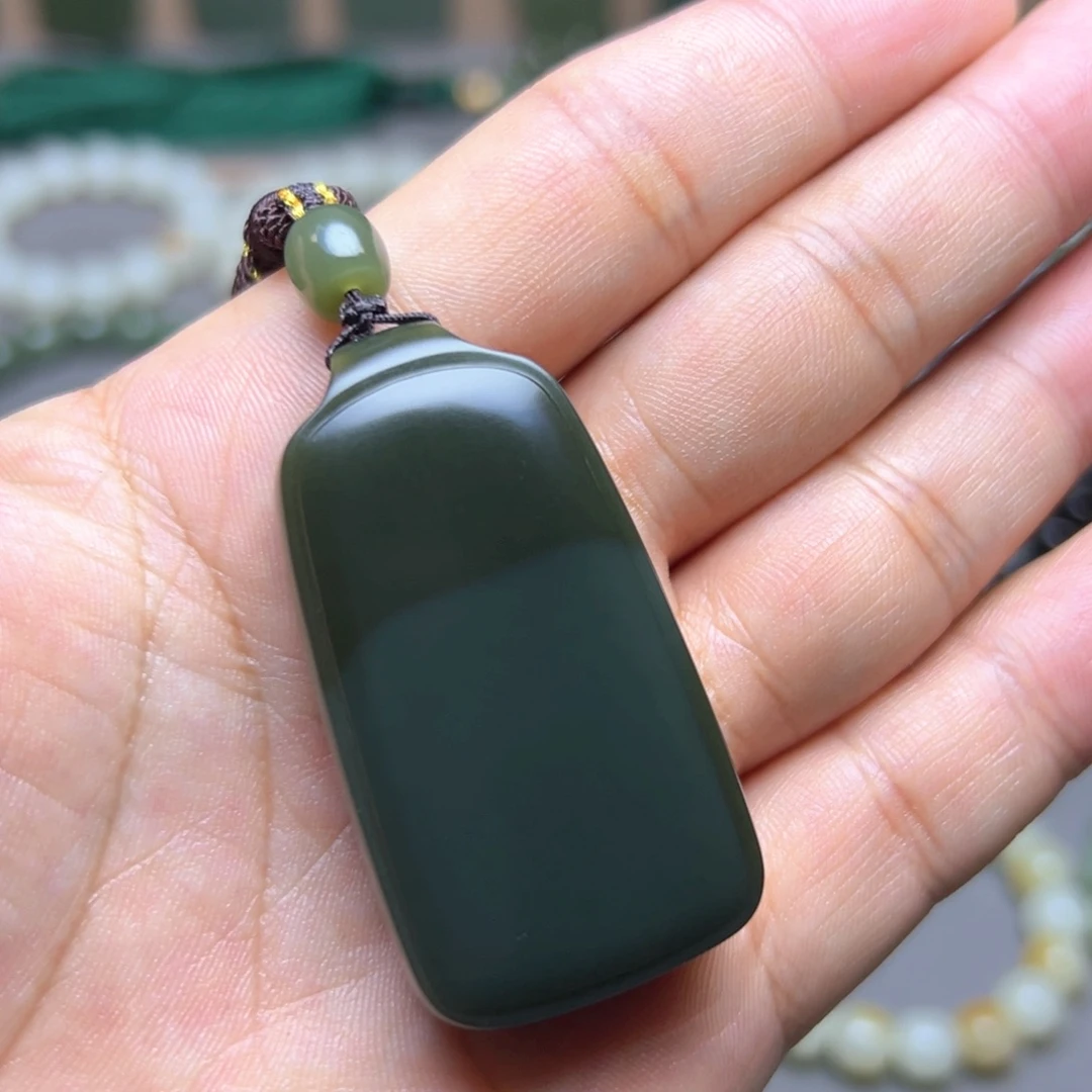 打***强和田玉未镶嵌手链1200