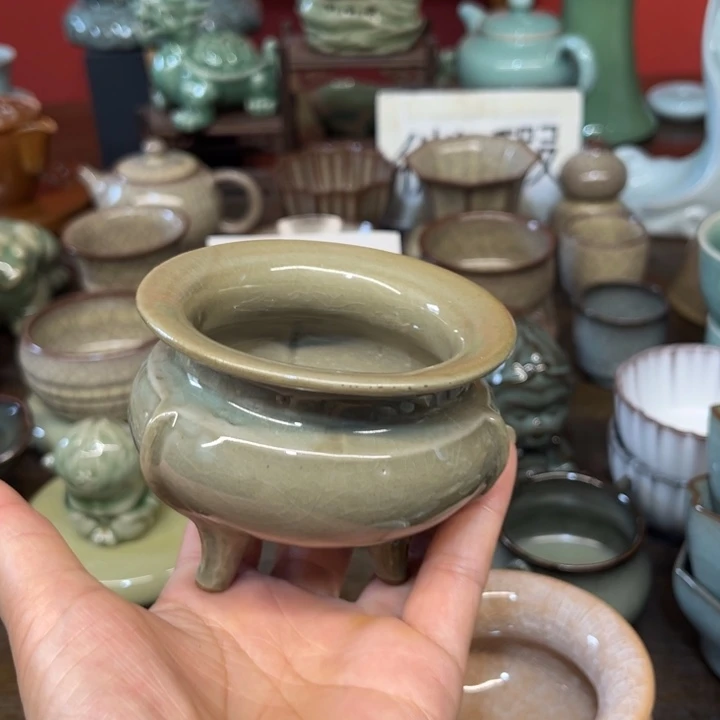 青瓷微瑕浮力特价