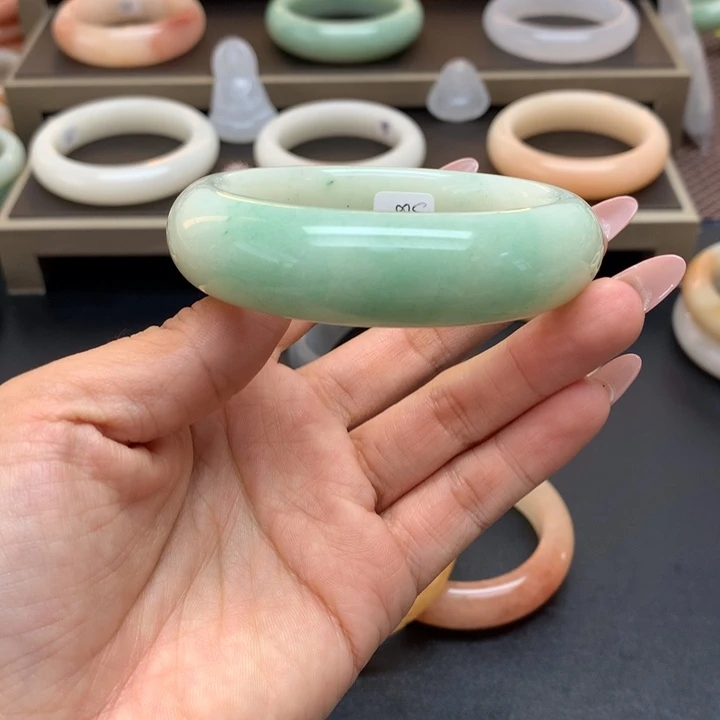 石英质玉手镯未镶嵌58.3