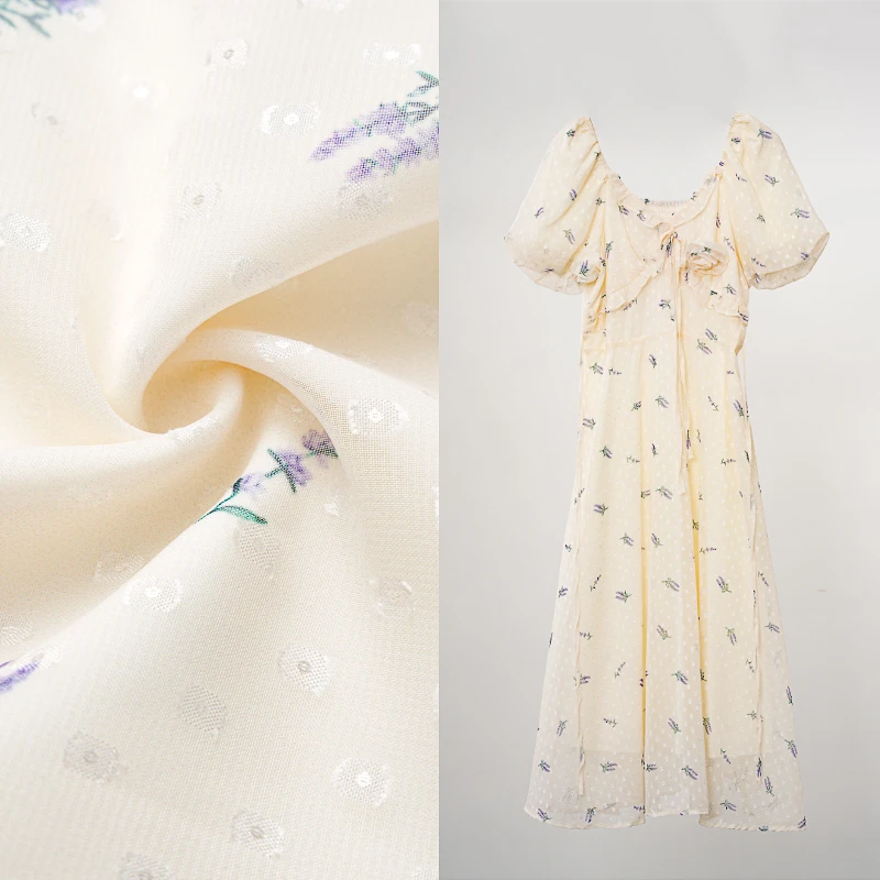 2025新款V领碎花法式薰衣草初恋立体花朵木耳边显瘦泡泡袖连衣裙