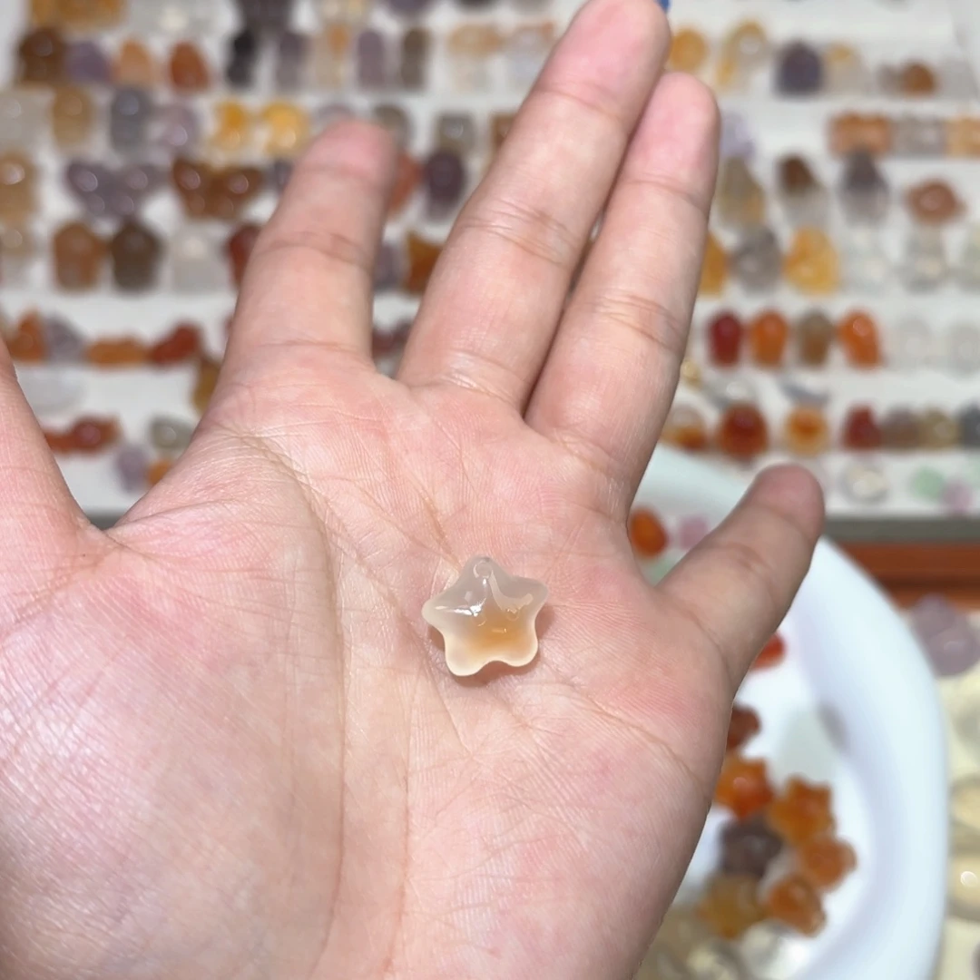 玛瑙/玉髓颈饰未镶嵌喻*霖