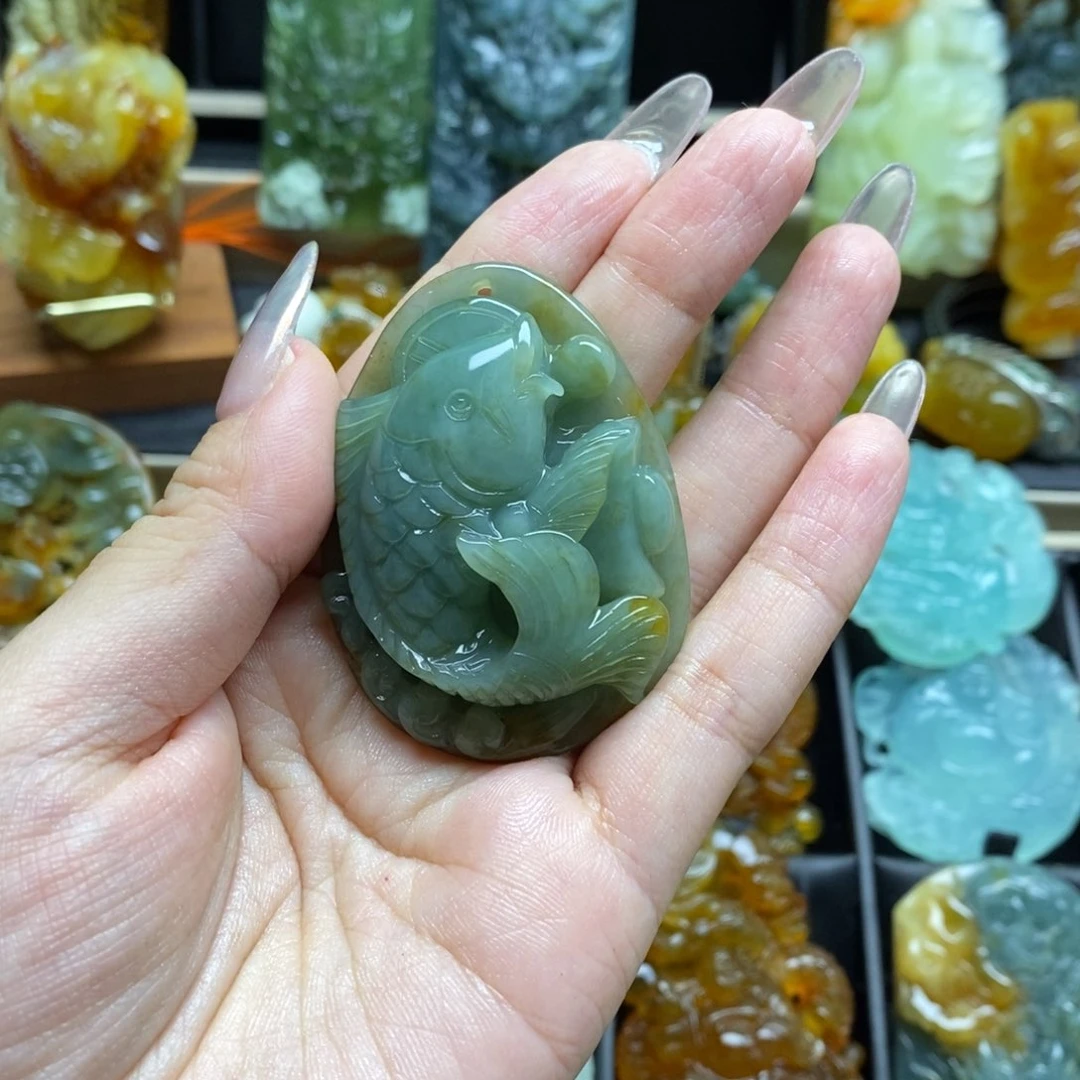 蛇纹石玉颈饰未镶嵌项*黄