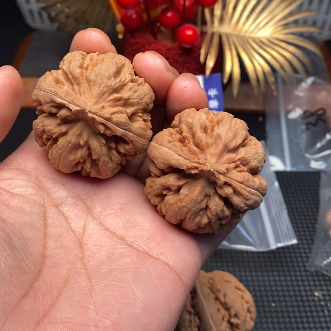 .****文玩核桃霸王龙43