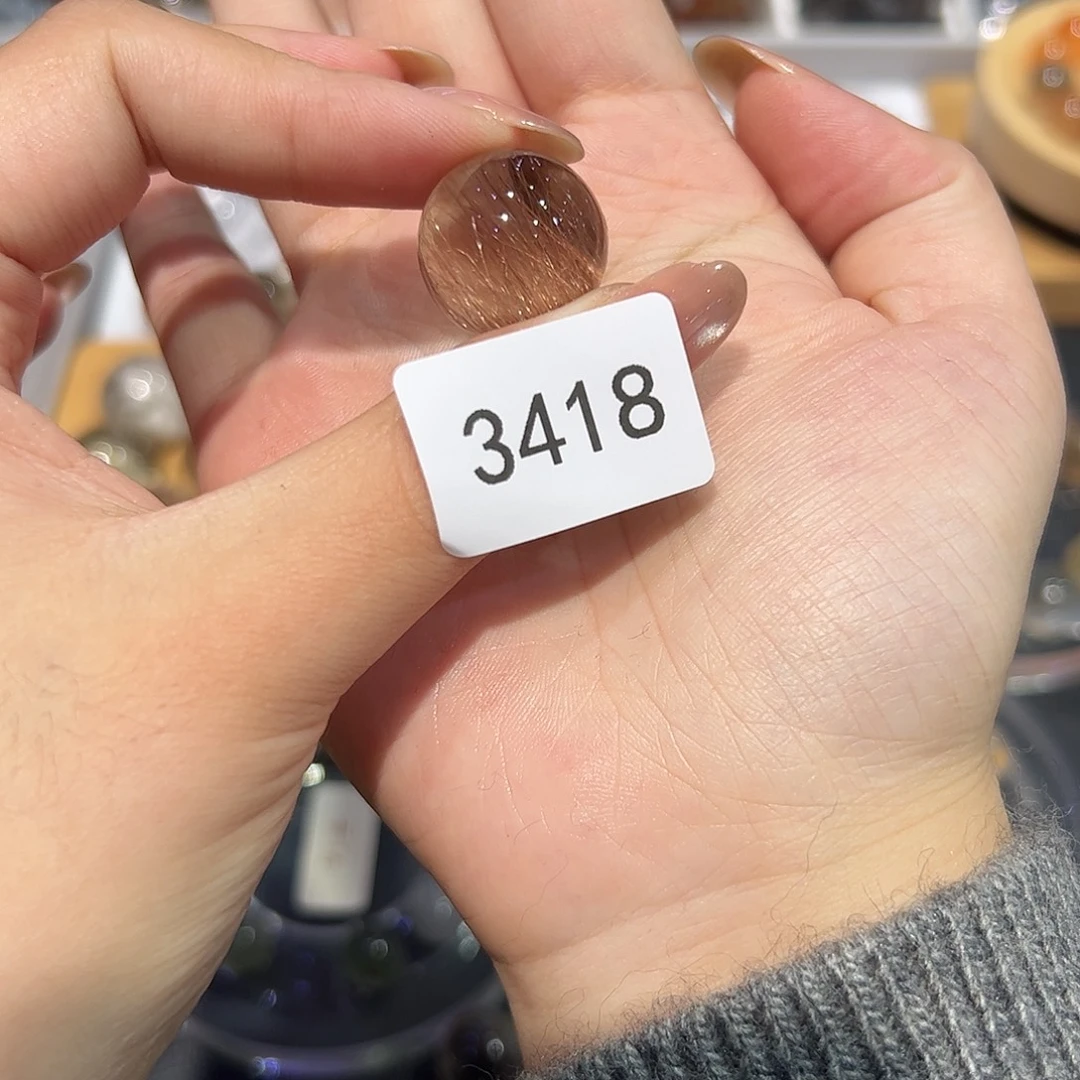 徐****水晶大型摆件（非配饰）未镶嵌