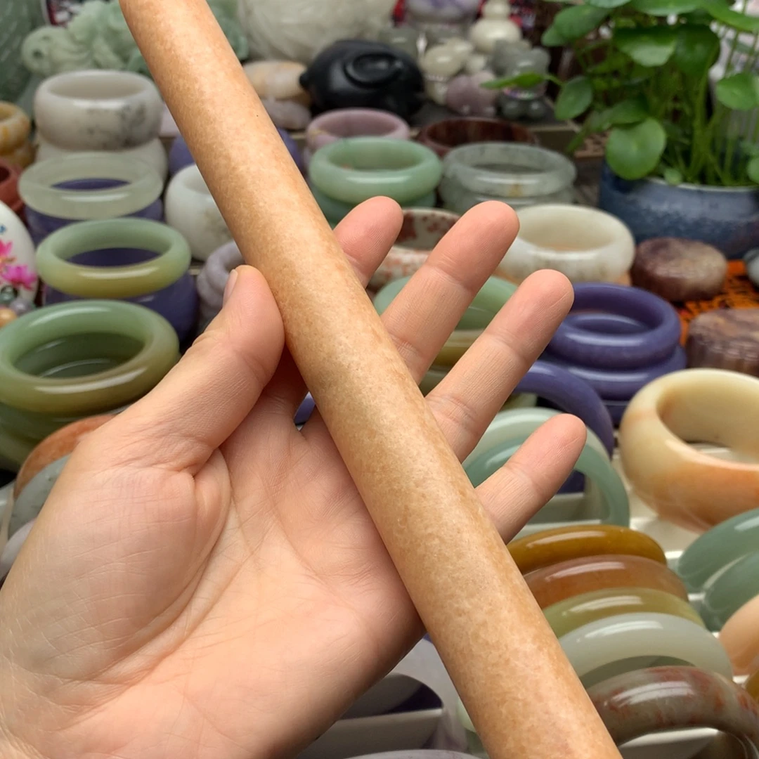 石英岩玉未镶嵌手镯擀面杖 按摩棒