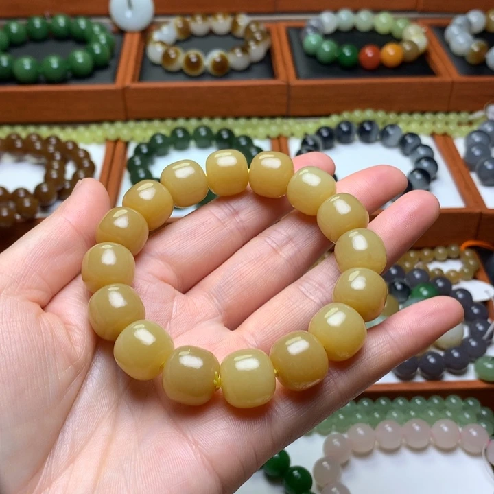 和田玉手串未镶嵌