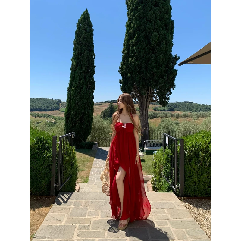 夏季度假风超仙挂脖吊带连衣裙女海边纯欲不规则抹胸露背沙滩长裙