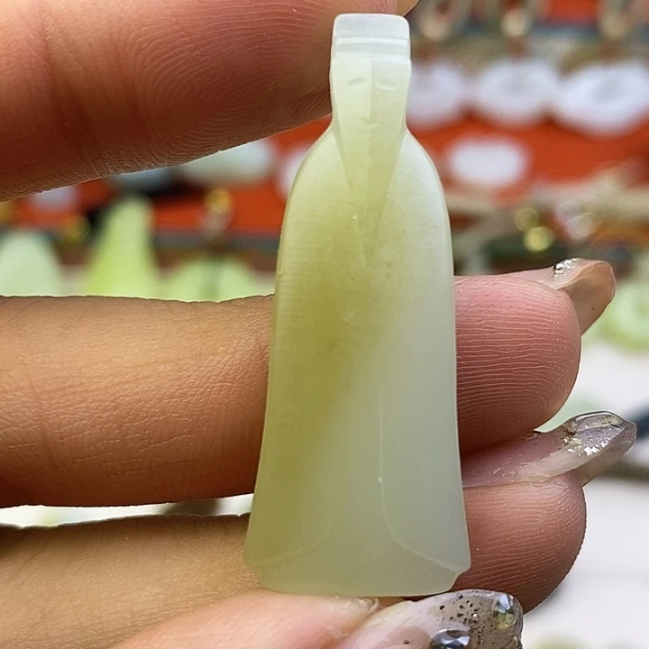 和田玉未镶嵌颈饰福利翁仲吊坠