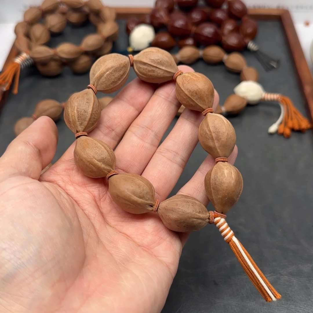 手串橄榄核1.9✖️2.7短圆