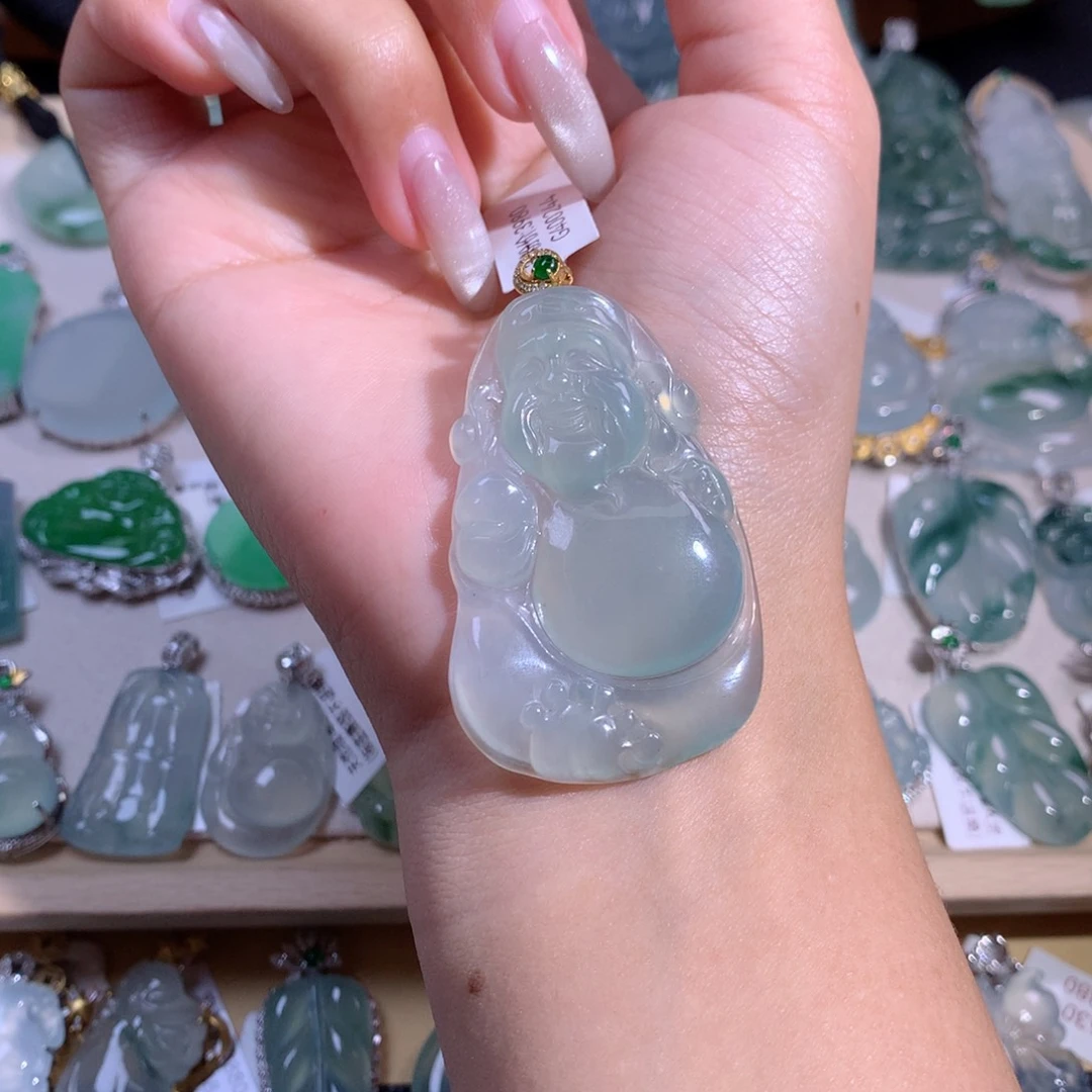 翡翠吊坠(不含链)18K金镶嵌