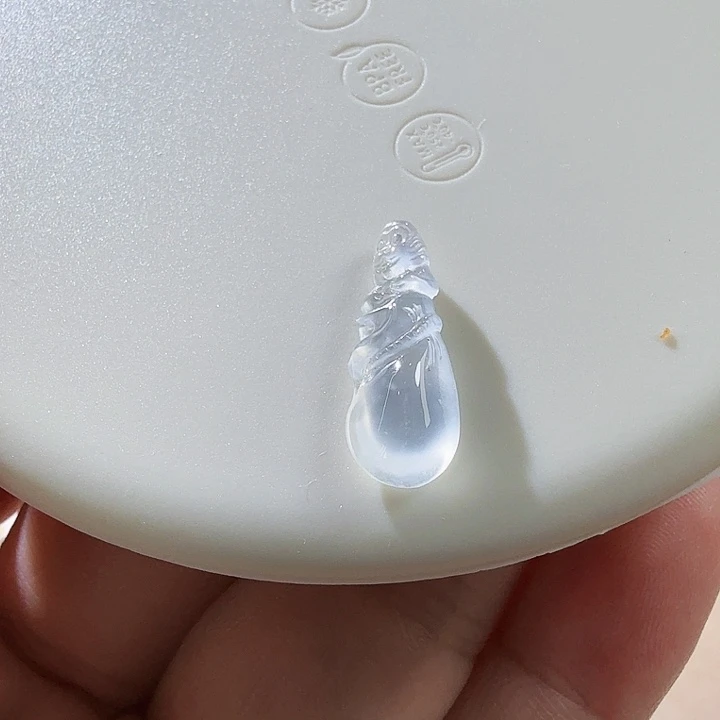 翡翠未镶嵌颈饰裸石