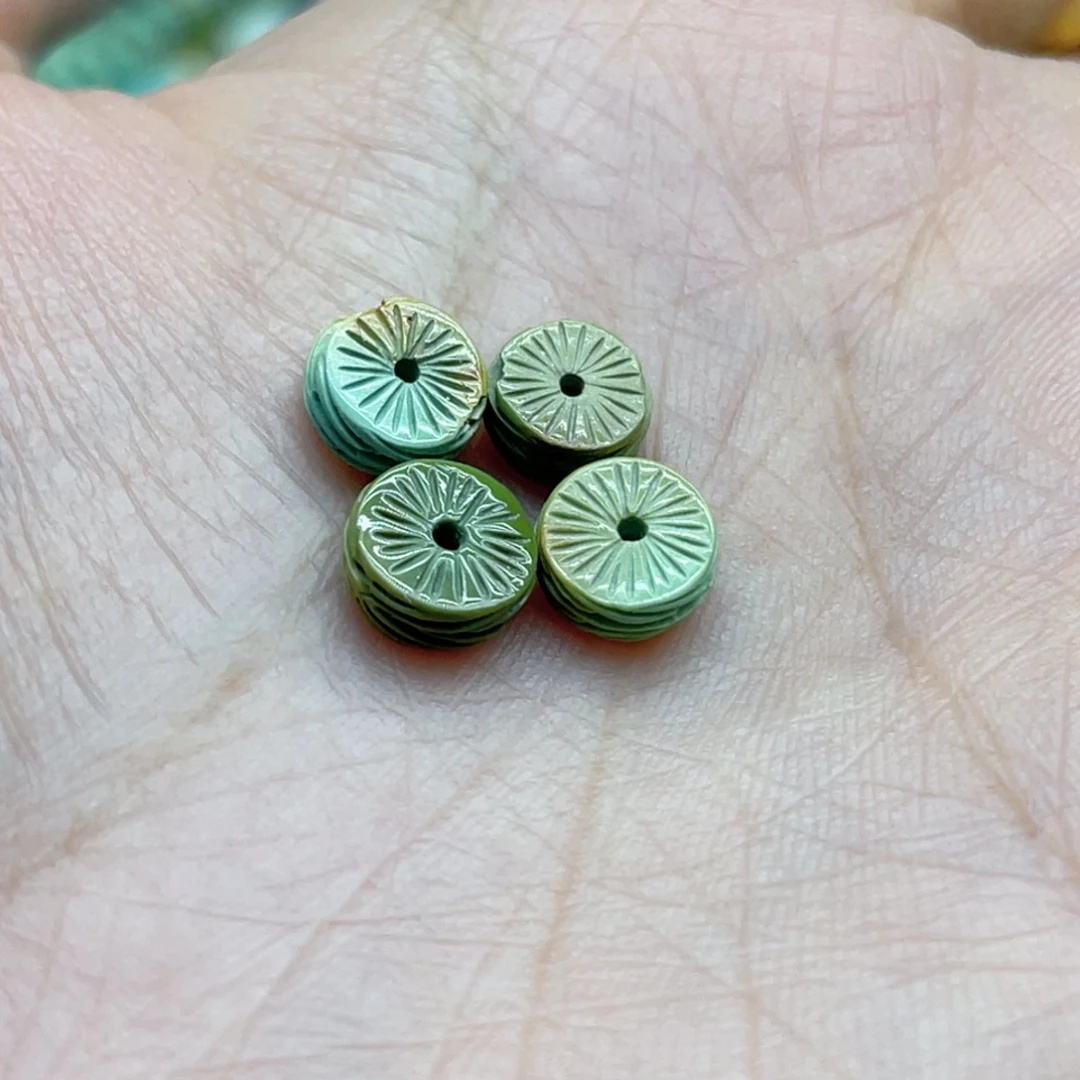 南红玛瑙未镶嵌珠宝奇石