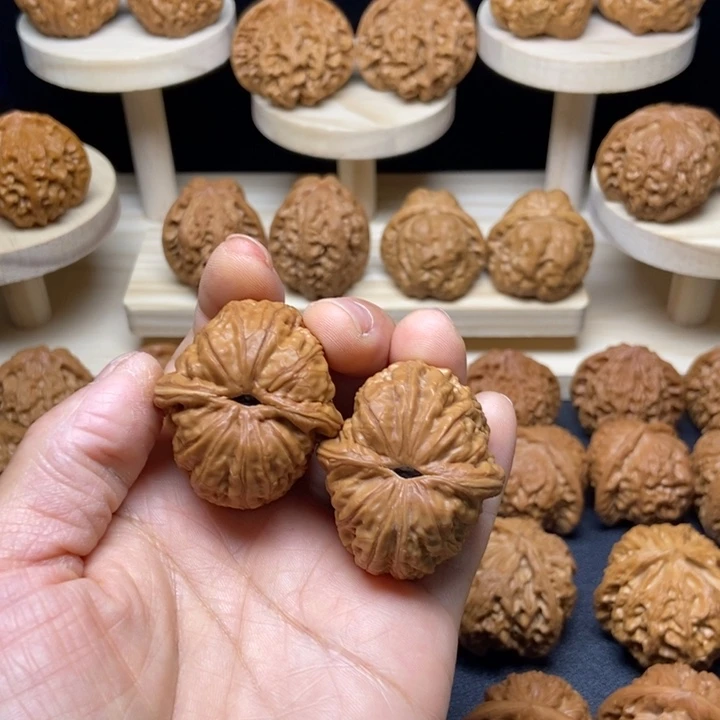 文玩核桃把件无****人38元宝