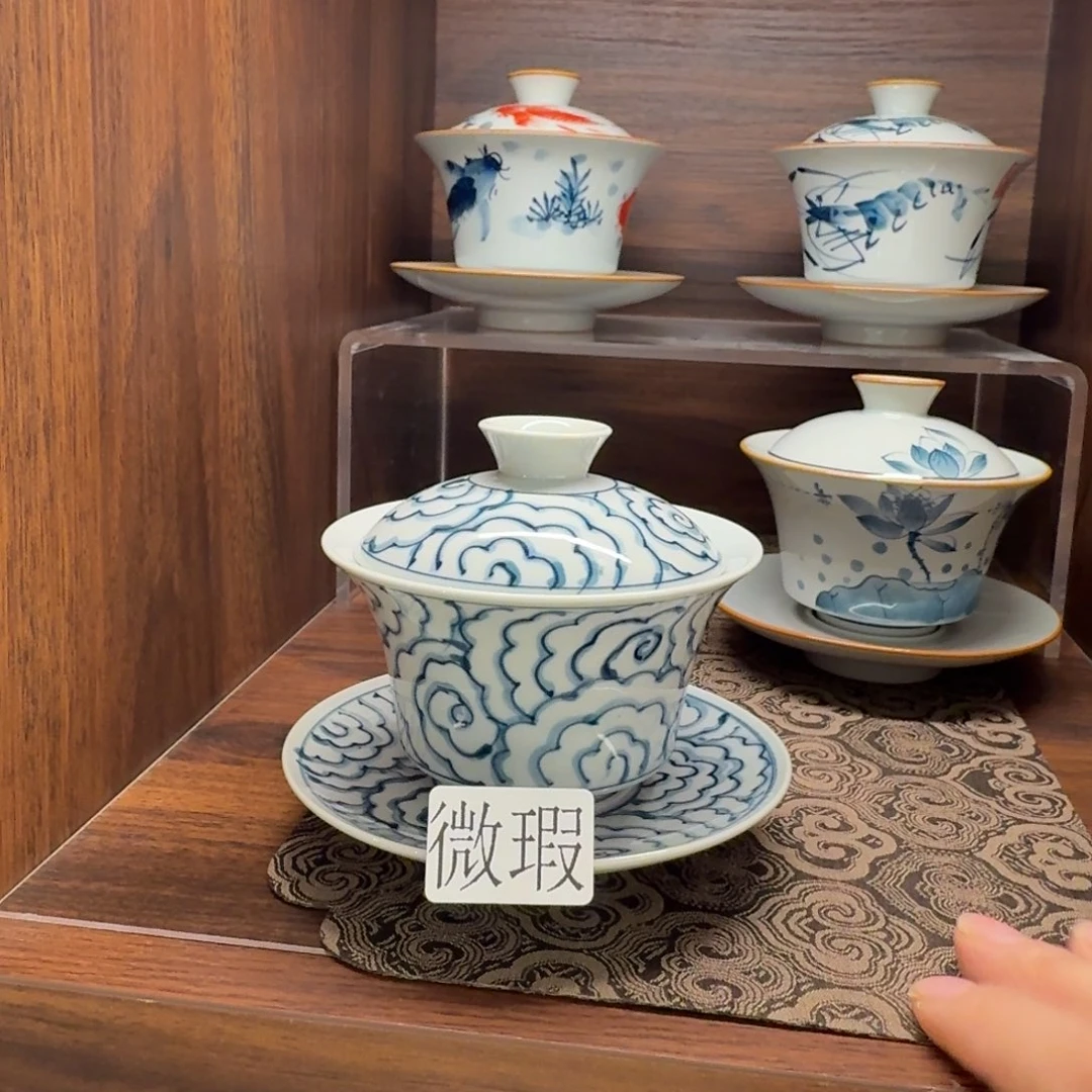 釉下手绘茶具微瑕