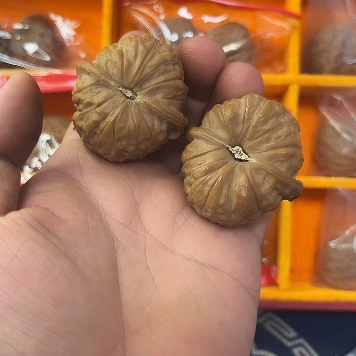 L***憨全品无休南瓜核桃