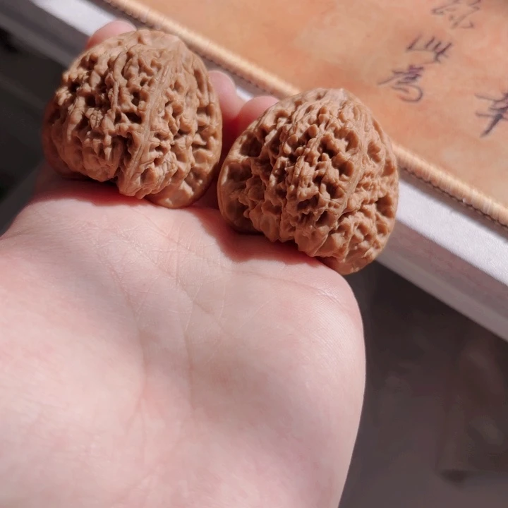 文玩核桃吊坠42三角南疆石