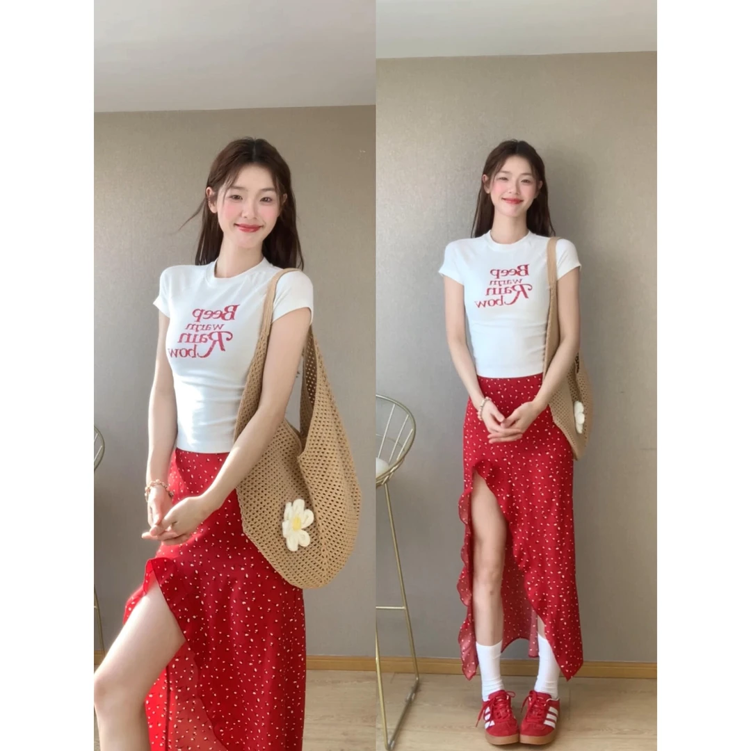 春夏季海边度假风穿搭两件套装新款短袖T恤上衣不规则红色半身裙