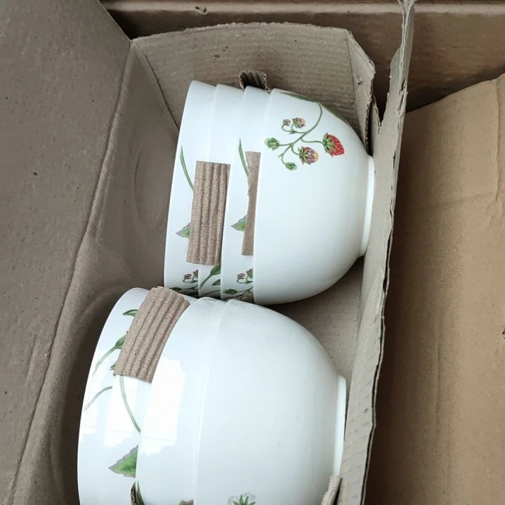 摆件陶瓷盘子碗啥都有