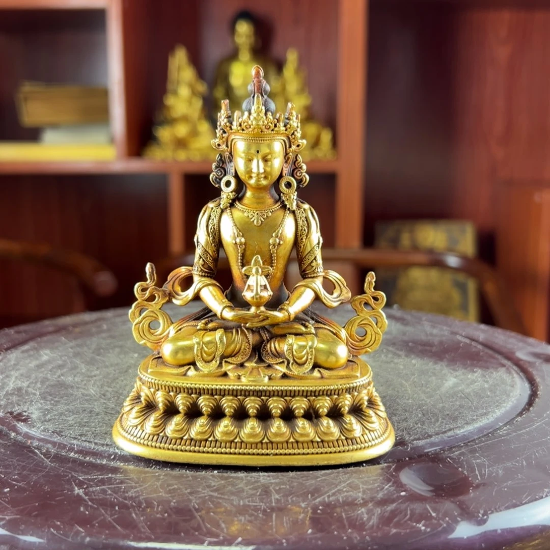 追***孩佛像的造型和造型