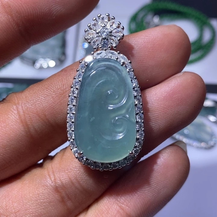 翡翠未镶嵌颈饰天然翡翠