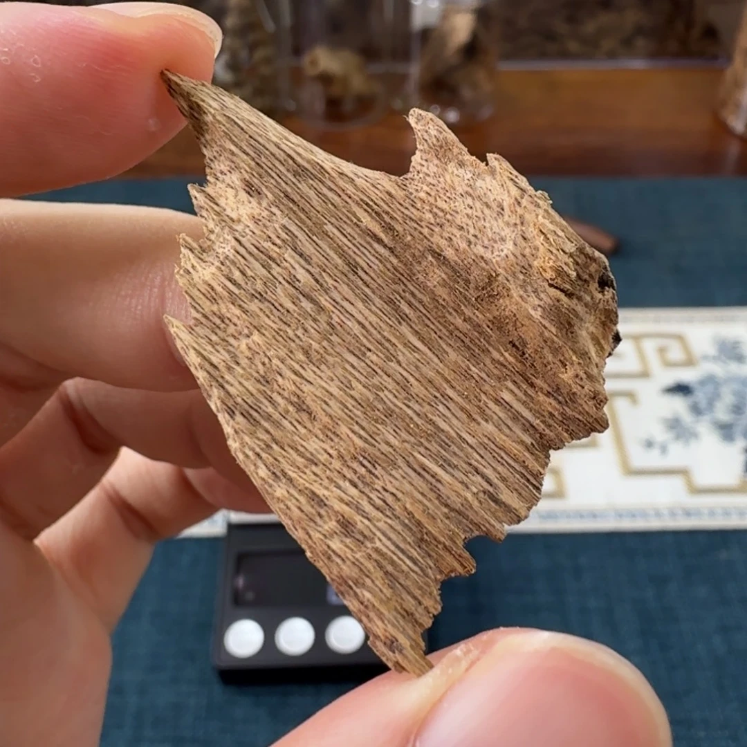 沉香海南老房梁料子