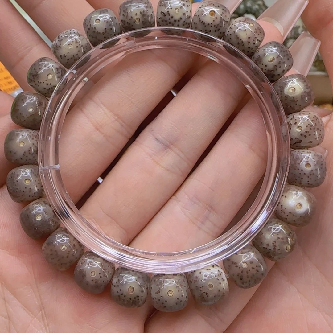 星月菩提手串菲****64哈哈黑冰星月菩提1.0桶单圈