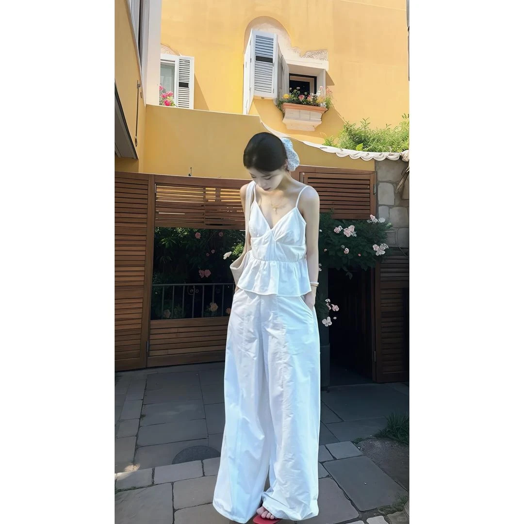 2025超火夏装一整套高级感慵懒韩系荷叶边吊带上衣阔腿裤两件套女