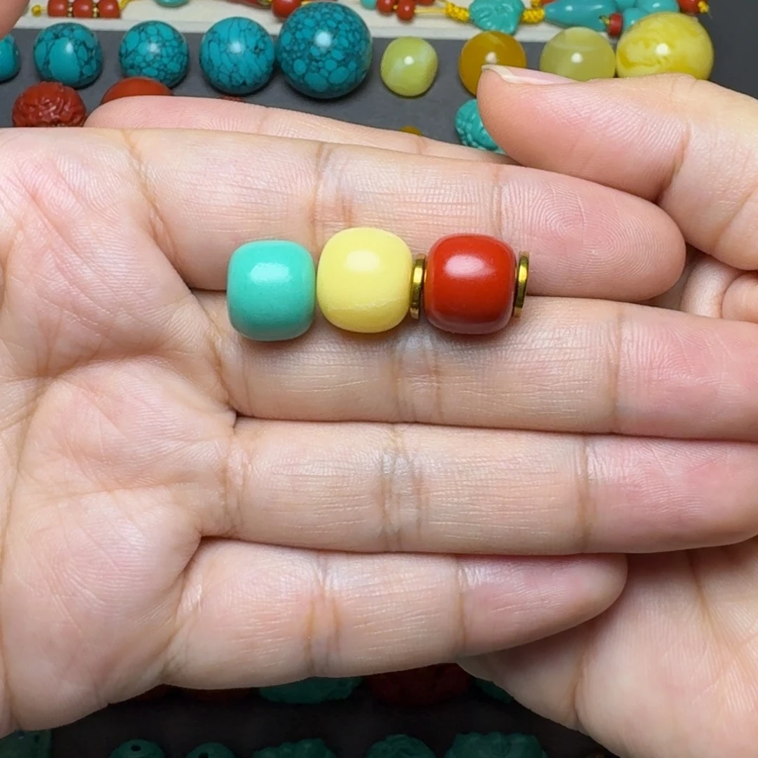 非金属卡12红绿灯老型一组，黄隔片卡8，6个