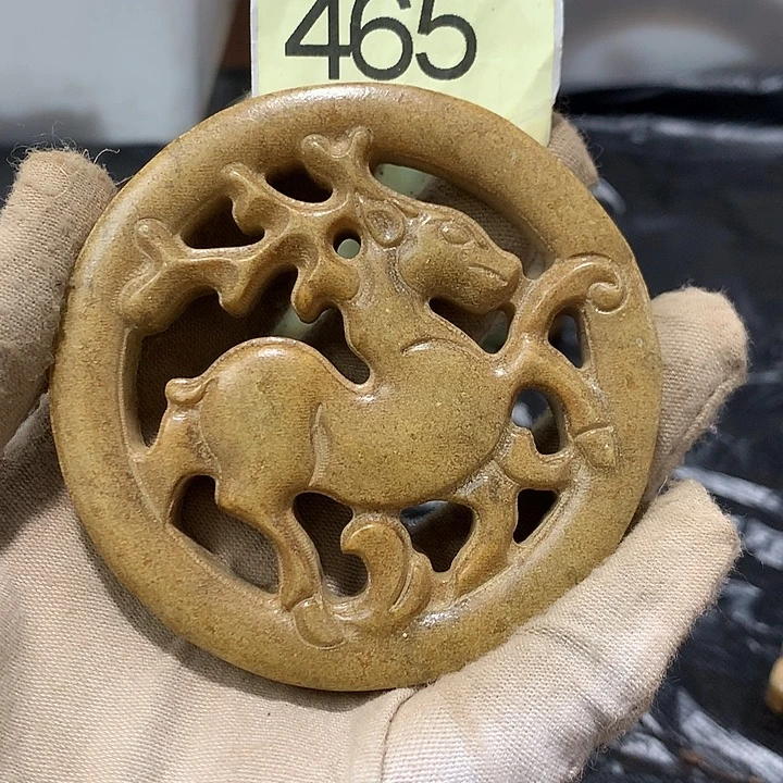 火***民和田玉未镶嵌颈饰